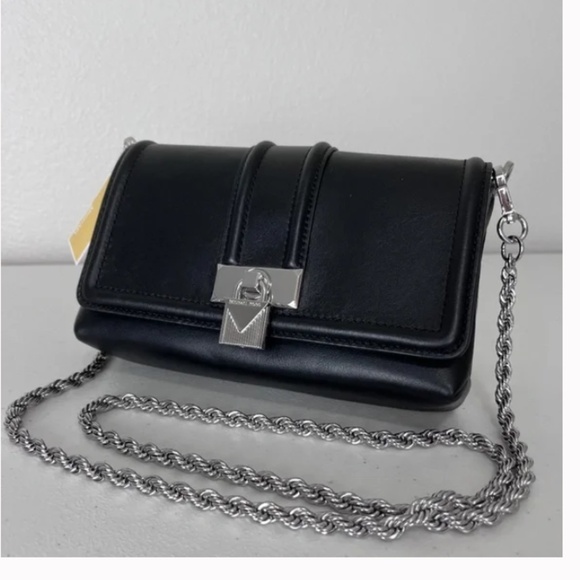 Michael Kors Padlock Chain Black Crossbody - Picture 2 of 9